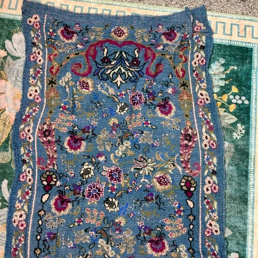 Wrap Scarf Womens One Size Blue Red Wool Blend Floral Print Crinkled Stretch